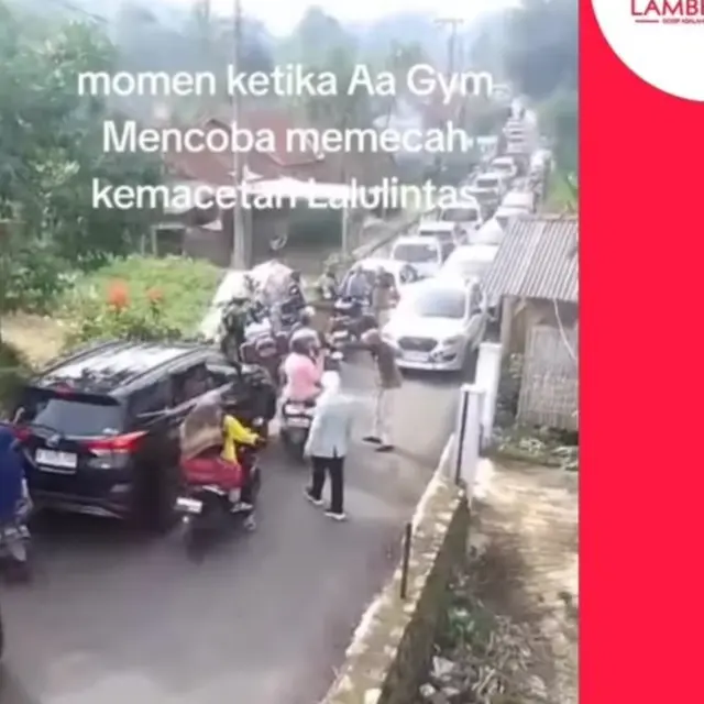 Jalanan di Bandung Macet Parah, Aa Gym Turun Tangan Ikut Atur Lalu Lintas