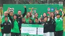 Delapan pemain terbaik berselebrasi pada MILO Football Championship 2019 di Ciputat, Tangerang Selatan, Sabtu (27/4/2019). Kedelapan pemain terpilih akan bertanding melawan anak-anak dari seluruh dunia pada MILO Champions Cup di Barcelona pada  bulan Juli. (Liputan6.com/HO/Rizky)