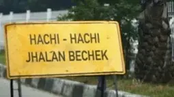 Terinspirasi dari tulisan alay di sosial media, terlahirlah rambu ini. (Source: twitter.com/mcidotnet)