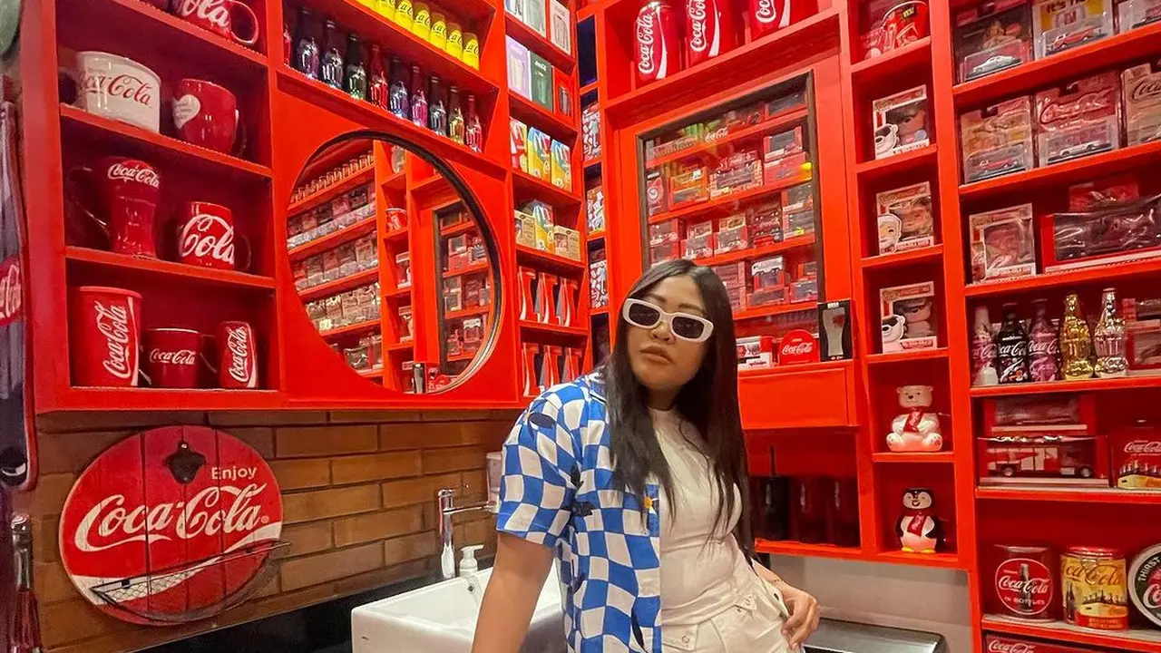 Dijodohkan dengan Desta Mahendra, Ini 7 Potret Boiyen yang Semakin Cantik