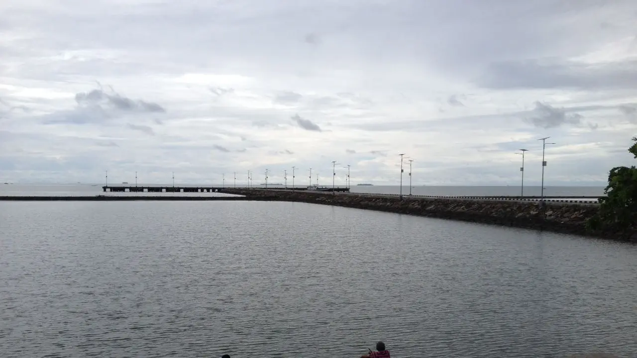 Pelabuhan Mewah Untia Makassar Hanya Laku bagi Pemancing