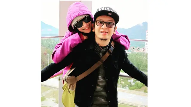 Potret Mesra Inka Christie dengan Suami (sumber: instagram/@igoafrico)