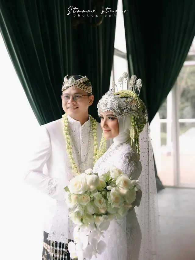 Nadya Mustika dan  Iqbal Fitrah Rosadi