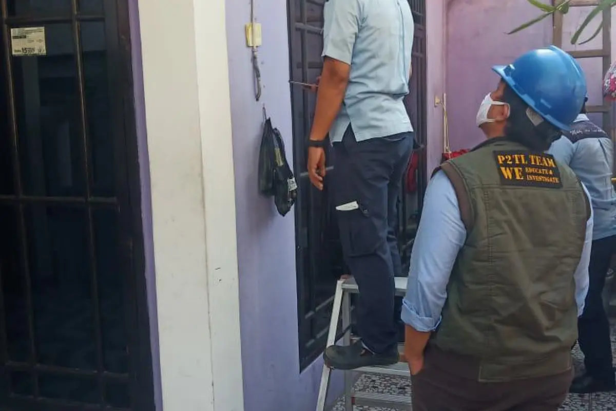 Petugas PLN. Dok PLN