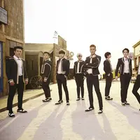 Sepuluh personel Super Junior (via onehallyu.com)