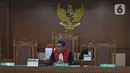 Majelis Hakim menghadiri sidang putusan gugatan "class action" banjir Jakarta di Pengadilan Negeri Jakarta Pusat, Selasa (10/3/2020). Gugatan yang ditujukan ke Gubernur Anies Baswedan itu ditunda lantaran Ketua Majelis Hakim sakit. (Liputan6.com/Herman Zakharia)