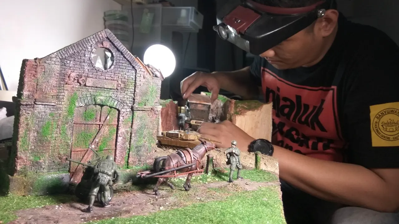 Diorama Perang Dunia II, Belajar Sejarah Sambil Kumpulkan Rupiah 