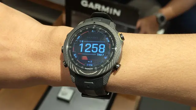Jam Tangan Garmin MARQ Gen 2 Carbon Edition