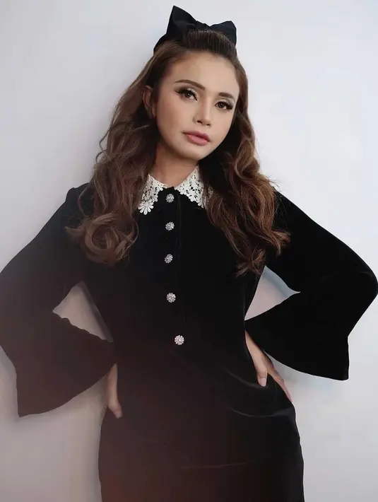 Rossa (Instagram/itsrossa910)