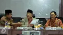 Ki-ka: Wakil Ketua BK DPD RI Lalu Suhaimi Ismy, Ketua Badan Kehormatan DPD RI A.M. Fatwa dan H.A. Hudarni Rani sebelum mengelar rapat pleno ke 2 di Gedung DPD RI, Jakarta, Senin (19/9). (Liputan6.com/Johan Tallo)