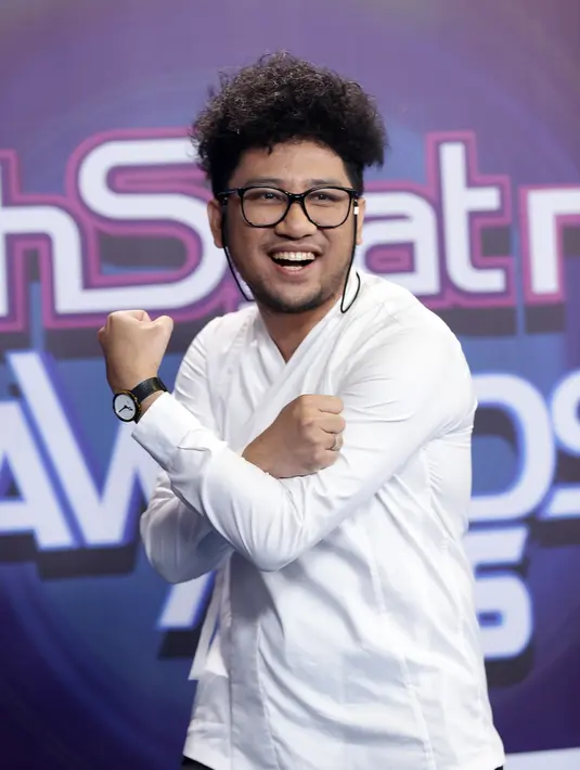 Rencana, pasangan ini akan berbulan madu ke tempat istri menempuh pendidikan S2 nya di Belanda. (Andy Masela/Bintang.com)