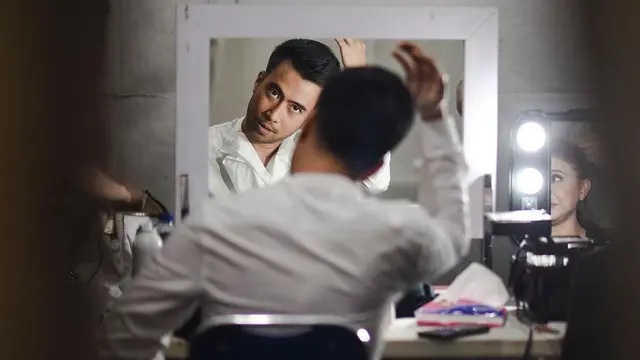 Inspirasi Gaya Fashion Vidi Aldiano yang Memesona