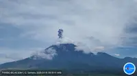 Gunung Semeru di Kabupaten Lumajang dan Malang, Jatim, kembali erupsi pada Selasa (15/4/2025), pukul 09.18 WIB. (Liputan6.com/ Dok PVMBG)