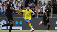 Cristiano Ronaldo berhasil menyumbangkan satu gol saat Al Nassr menang 4-1 atas Union Monastirienne pada laga kedua Grup C&nbsp;Liga Champions Arab 2023 di&nbsp;King Fahd Stadium, Arab Saudi, Selasa (1/8/2023) dini hari WIB. (AFP)