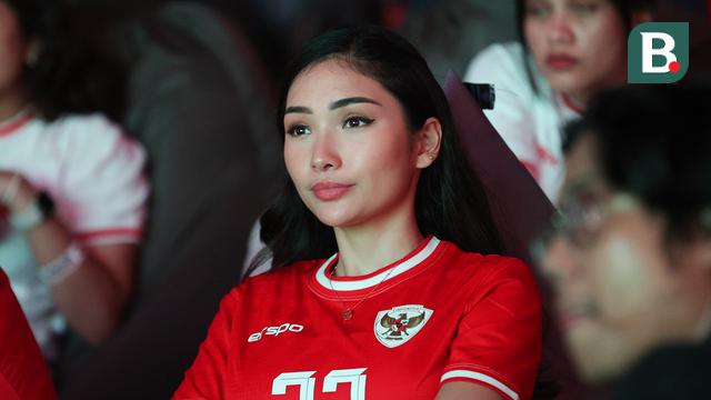 Foto: Ragam Ekspresi Suporter Timnas Indonesia saat Nobar Pertandingan Melawan China di Kualifikasi Piala Dunia 2026