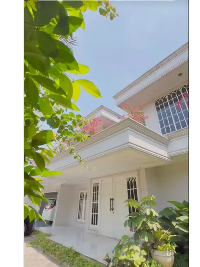 6 Potret Rumah Baru Shindy Samuel, Jadi Tempat Meeting Bareng Ivan Gunawan