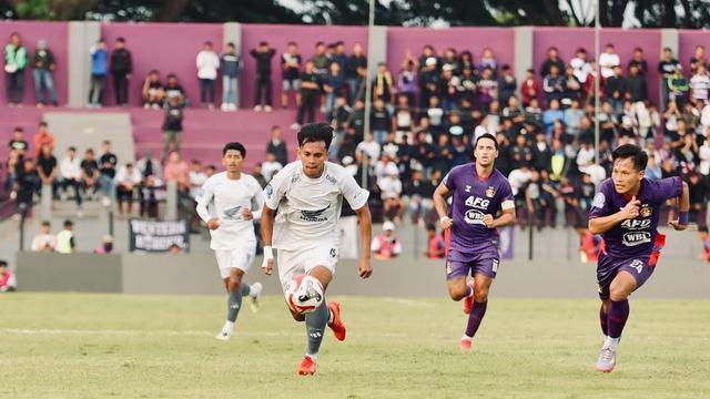 Ricky Pratama - Persik Vs PSM Makassar
