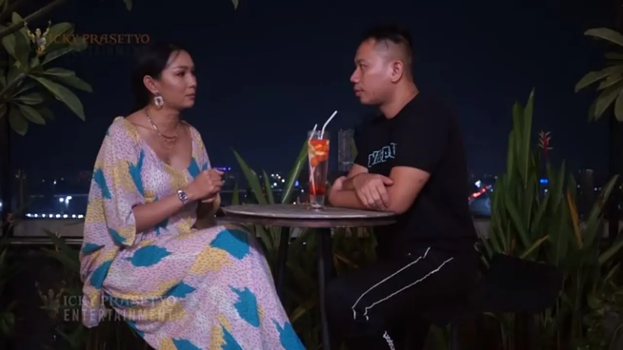 Vicky Prasetyo - Kalina Ocktaranny (Foto: YouTube)