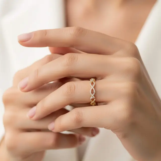 Cincin Emas 10 Gram Tabur Zirkon Gaya Glamor
