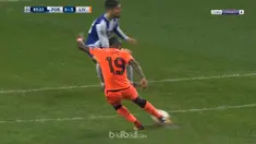 Liverpool semakin nyata menggenggam tiket perempat final Liga Champions seusai menang telak 5-0 atas tuan rumah Porto dalam leg pe...