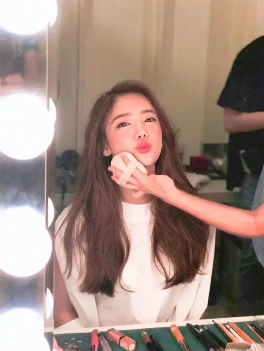 "Benar Lee Tae Im sedang hamil tiga bulan. Ia berencana menikah setelah melahirkan," ujar juru bicara dari Management HENEM. (Foto: instagram.com/taeim000)