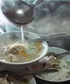 Soto Gading, salah satu makanan favorit Jokowi saat pulang ke Solo. (Screenshot YouTube/Presiden Joko Widodo/Putu Elmira)