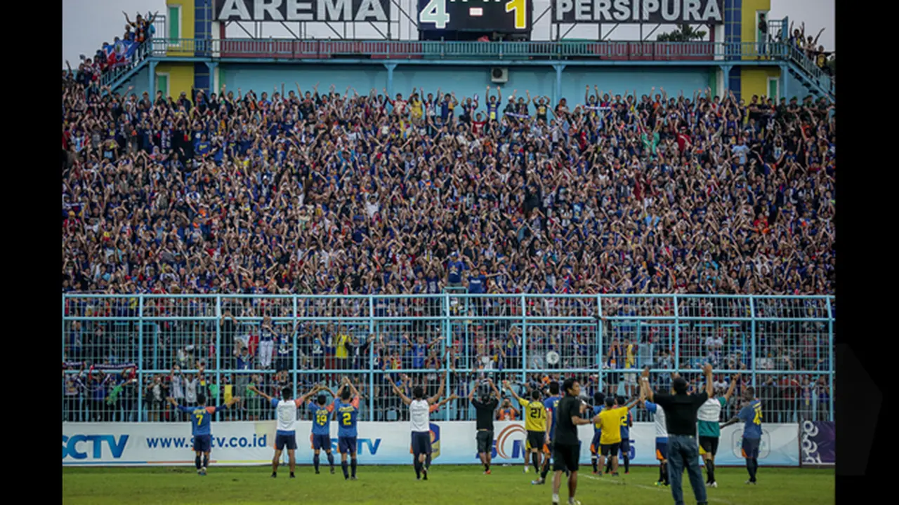 Persipura Takluk Atas Arema Cronus