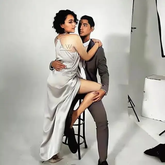 6 Gaya Pemotretan Terbaru Amanda Manopo dan Arya Saloka, Jadi Sorotan