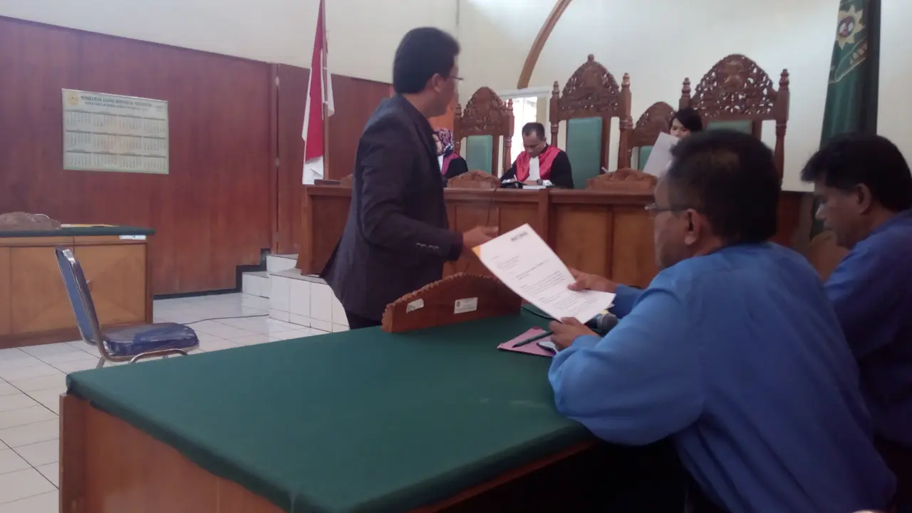 Sidang Ibu Digugat Anak Kandung di PN Garut