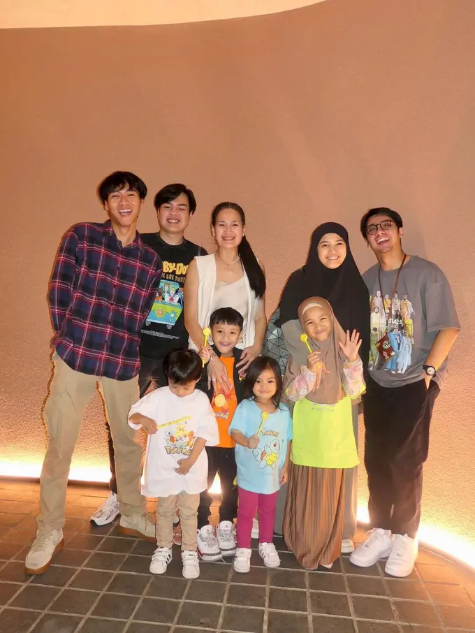 [Fimela] Donna Harun