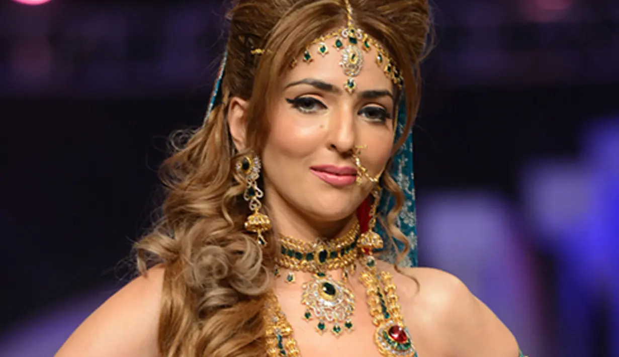 Seorang model dan ratu kecantikan asal Singapura, Fehmina Chaudry, yang dikabarkan hilang sejak 12 Oktober 2013 di Pakistan, ditemukan dalam keadaan tak bernyawa di sebuah parit di tepi Islamabad pada Rabu, 16 Oktober 2013 (Istimewa)