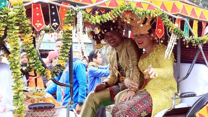 [Bintang] Kahiyang Ayu - Bobby Nasution