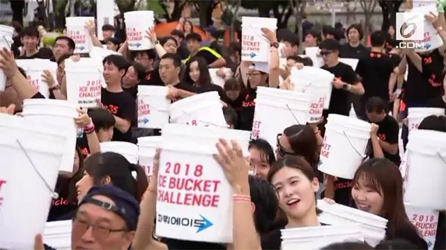 Ratusan orang telah berpartisipasi dalam acara tantangan ‘Ice bucket’ yang diadakan di Seoul