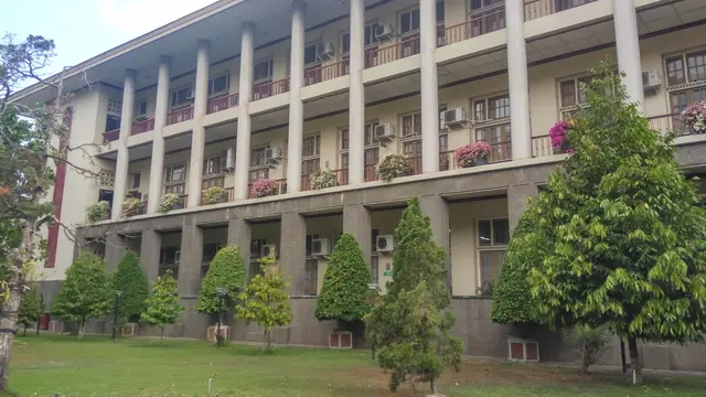 Guru Besar UGM