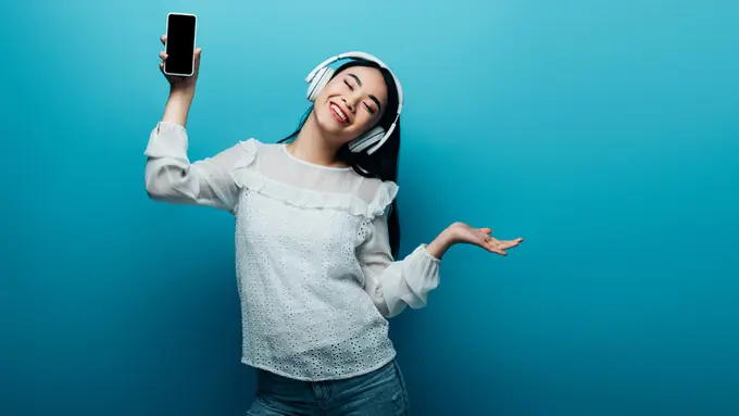 Banjir Hadiah Menarik, Taklukkan #GoyangOkkyDiMulut Dance Challenge yang Lagi Viral