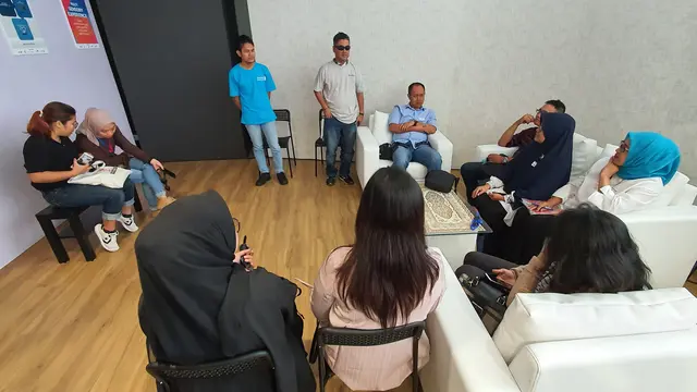 Merasakan Pengalaman Multisensory Pada Penyandang Gangguan Penglihatan