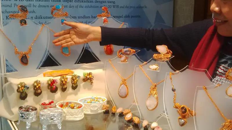 Surabaya Jewellery Fair 2016 Juga Hadirkan Ragam Batu Mulia
