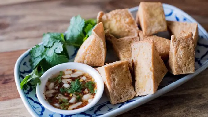 Copyright: rachel cooks thai