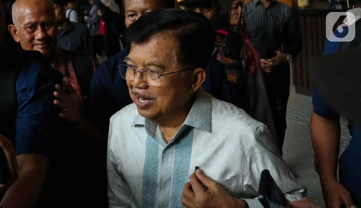 Sebelumnya, pada kasus ini Karen Agustiawan didakwa melakukan pembelian LNG tidak sesuai dengan prosedur yang mengakibatkan negara merugi USD113.839.186,60. (Liputan6.com/Herman Zakharia)