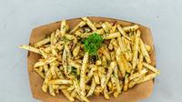 Terakhir kalau kamu mau makan kentang goreng namun ingin dengan versi yang sehat, kamu bisa buat menu ini (Foto: Unsplash.com/Jay Gajjar)