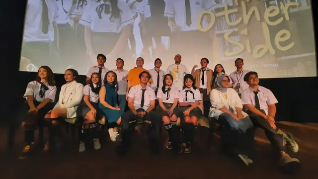 [Fimela] Gala Premier Film The Other Side