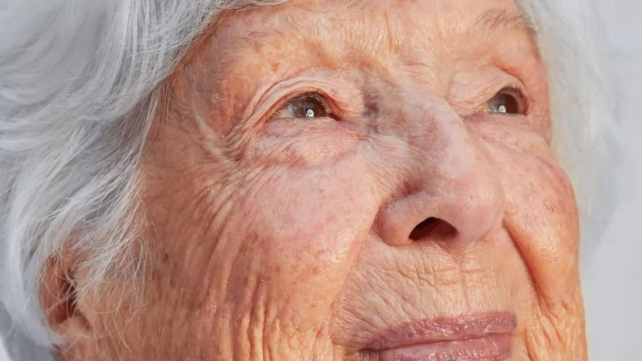 Potret Seorang Nenek Debut Menjadi Model Kecantikan di Usia 99 Tahun/dok. Instagram @saiebeauty