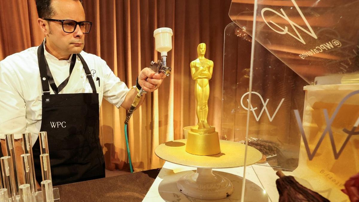 Menu Mewah Oscar 2026, dari Steak Tomahawk hingga Patung Cokelat Emas