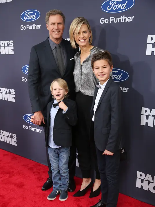 Menurut aktor kocak ini, adalah wajar ketika orang-orang bilang jika anak-anak memberikan kembali apa yang telah mereka ambil dari orangtuanya – dan mereka mengambil sangat banyak. (AFP/Bintang.com)