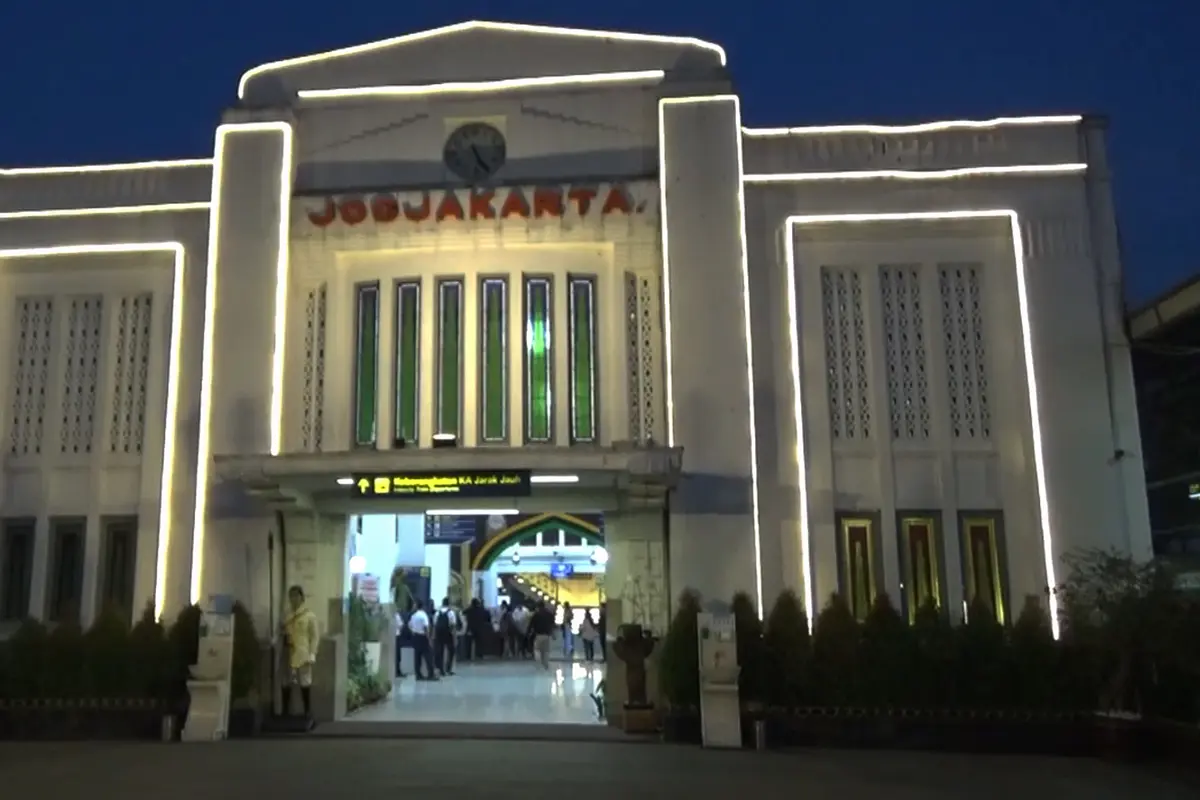 Stasiun Tugu Yogyakarta jelang mudik Lebaran 2023