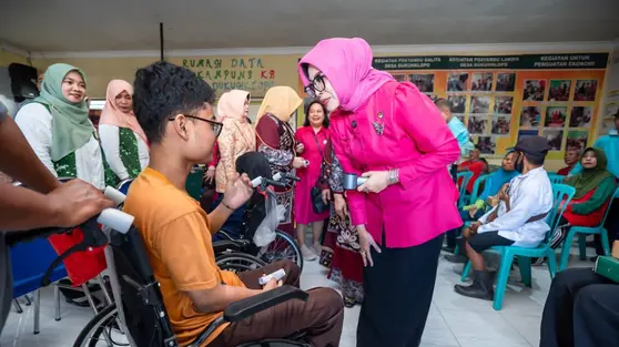 Lewat ATENSI Kemensos, Penyandang Disabilitas Psikososial Hasilkan Karya