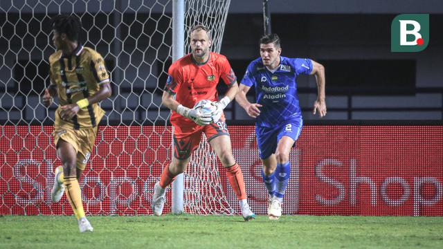 Persib Bandung vs Dewa United - BRI Liga 1 2023/2024