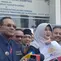 Dokter Tifa Pamer Bukti Soal Ijazah Jokowi Usai Sidang di Pengadilan Negeri Jakarta Timur, Kamis (23/7/2026). (Liputan6.com/Devira Prastiwi).