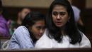 Damayanti Wisnuputranti terlihat sedih saat menjalani sidang pembacaan tuntutan di Pengadilan Tipikor Jakarta, Senin (29/8). Jaksa menuntut Damayanti dengan pidana penjara selama 6 tahun. (Liputan6.com/Faizal Fanani)