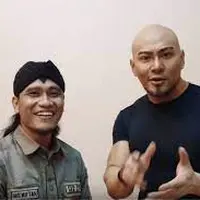 6 Momen Persahabatan Deddy Corbuzier dan Gus Miftah dari Mualaf Hingga Kini (KapanLagi)